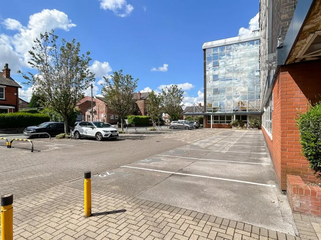 1 bed Apartment