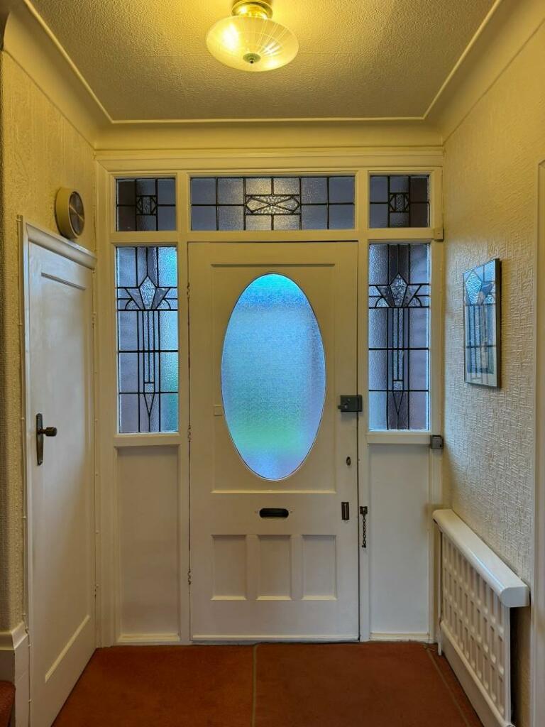 4 bed Semi-Detached