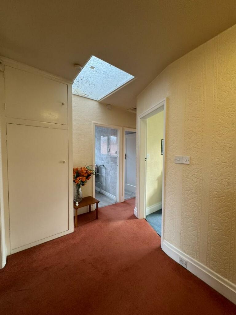 4 bed Semi-Detached
