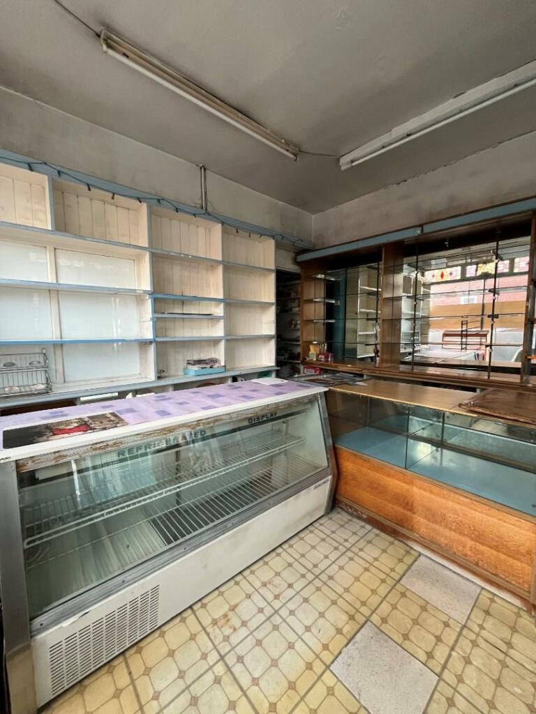 3 bed End of Terrace