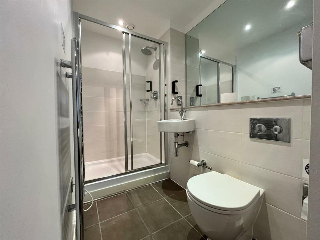 2 bed Apartment