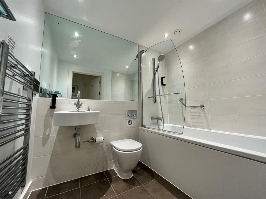 2 bed Apartment