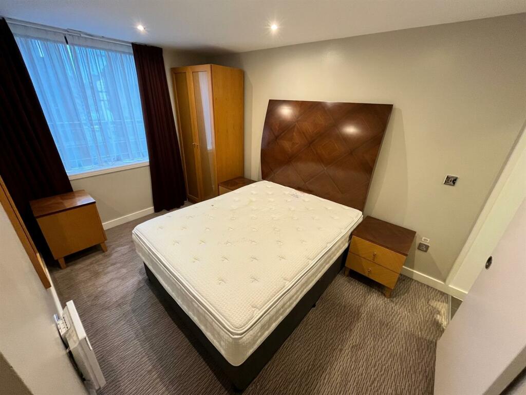 2 bed Apartment