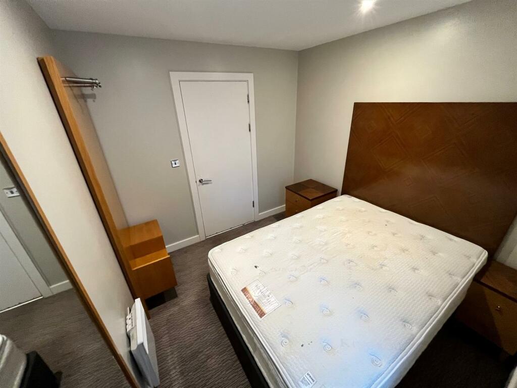 2 bed Apartment