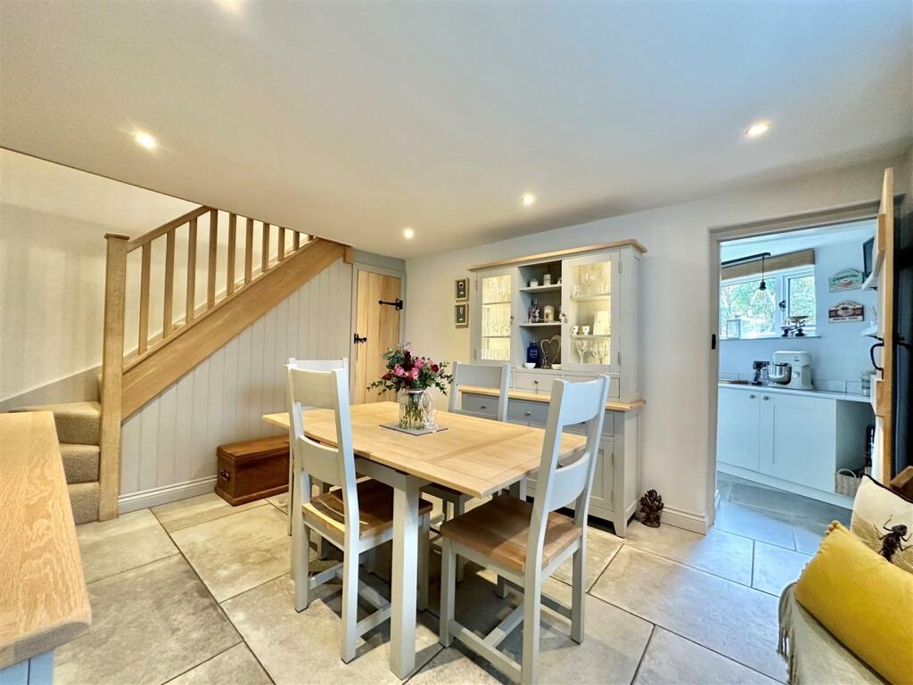 2 bed Character Property