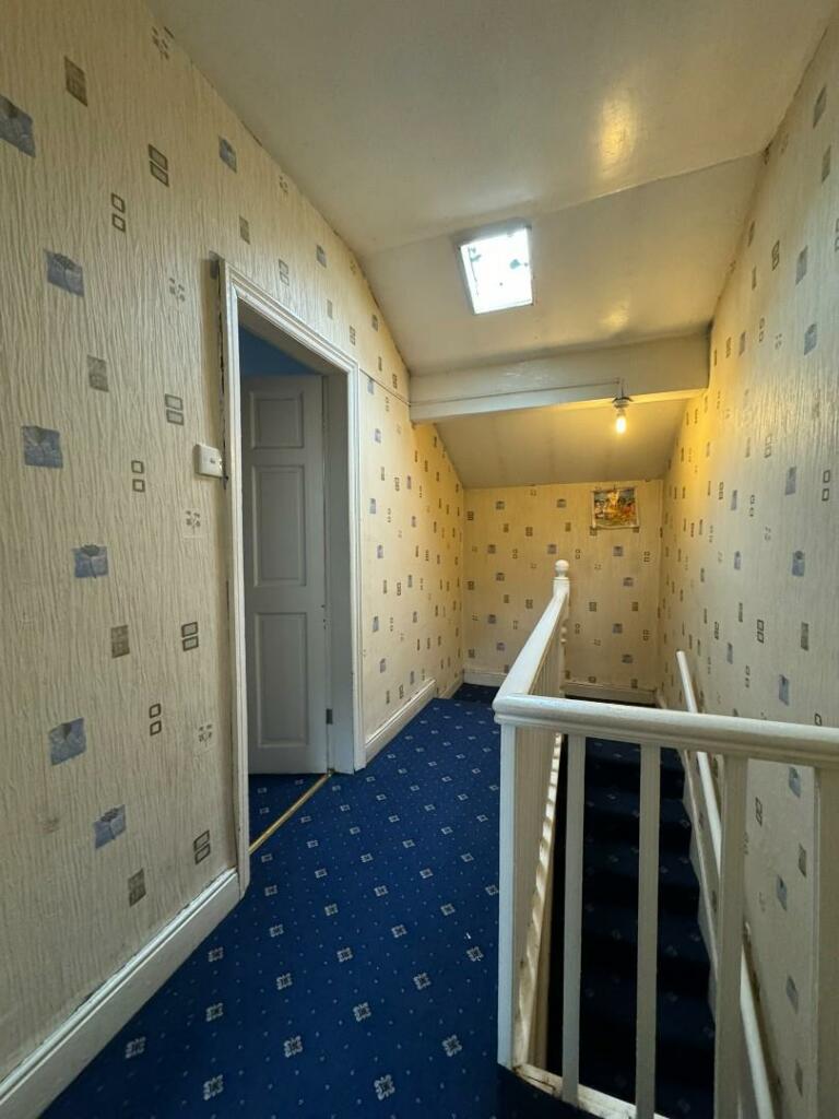 5 bed Terraced