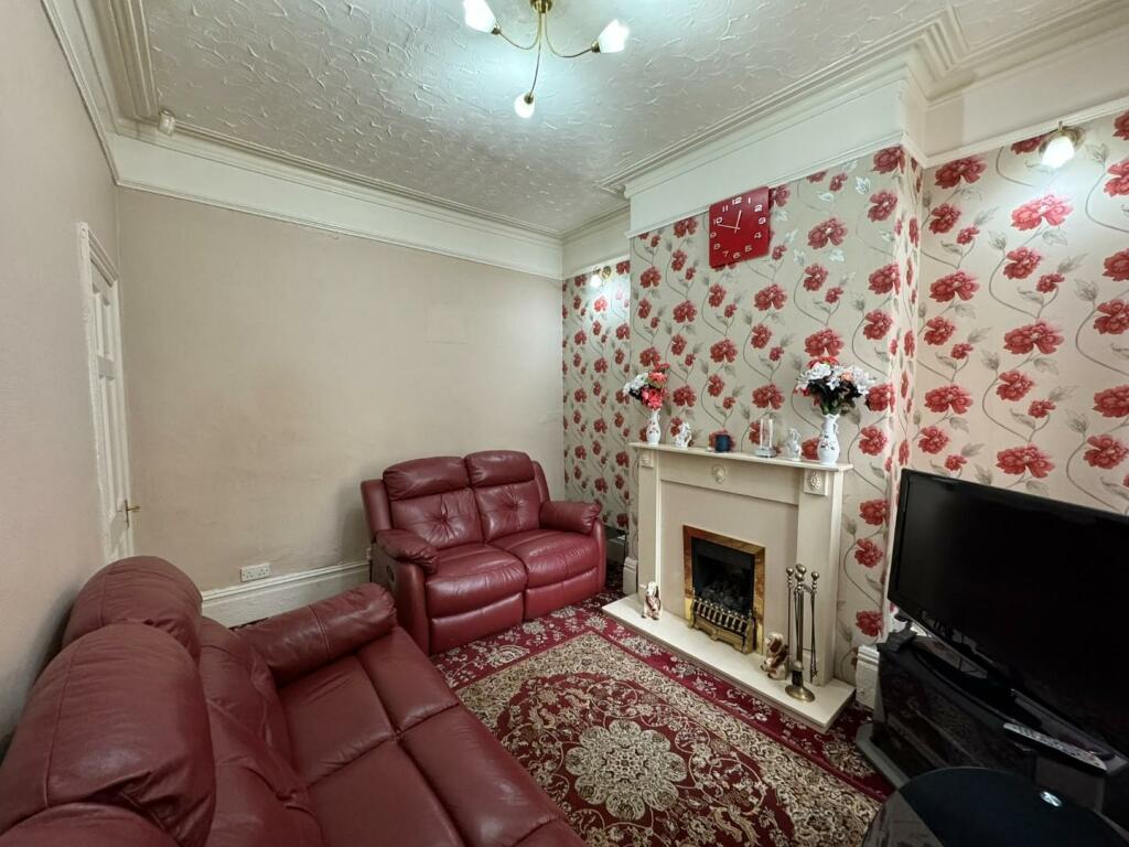 5 bed Terraced