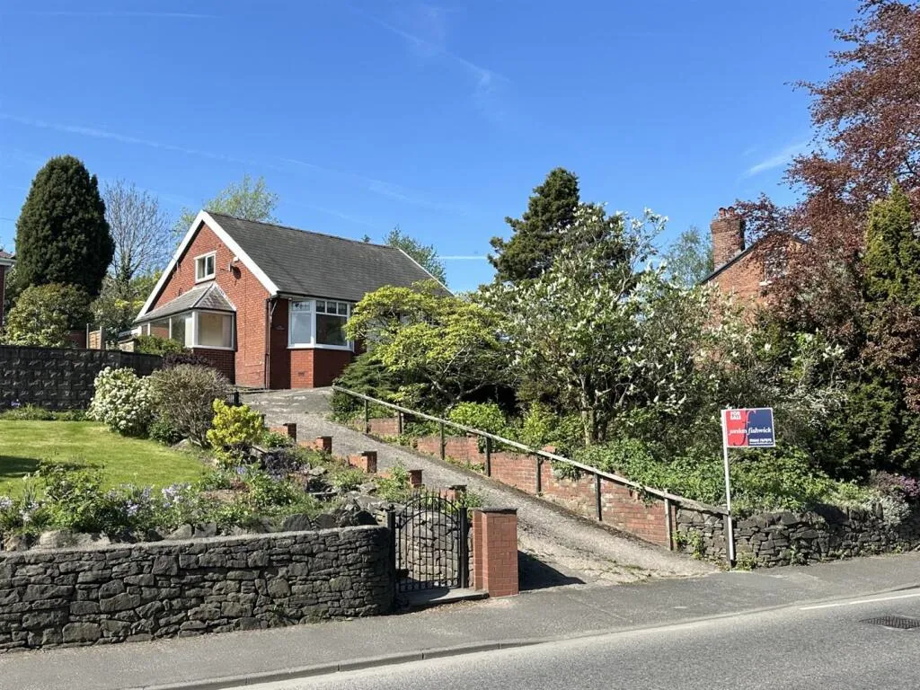 3 bed Detached Bungalow