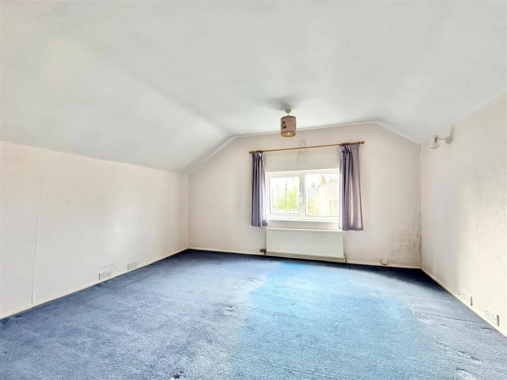 3 bed Detached Bungalow