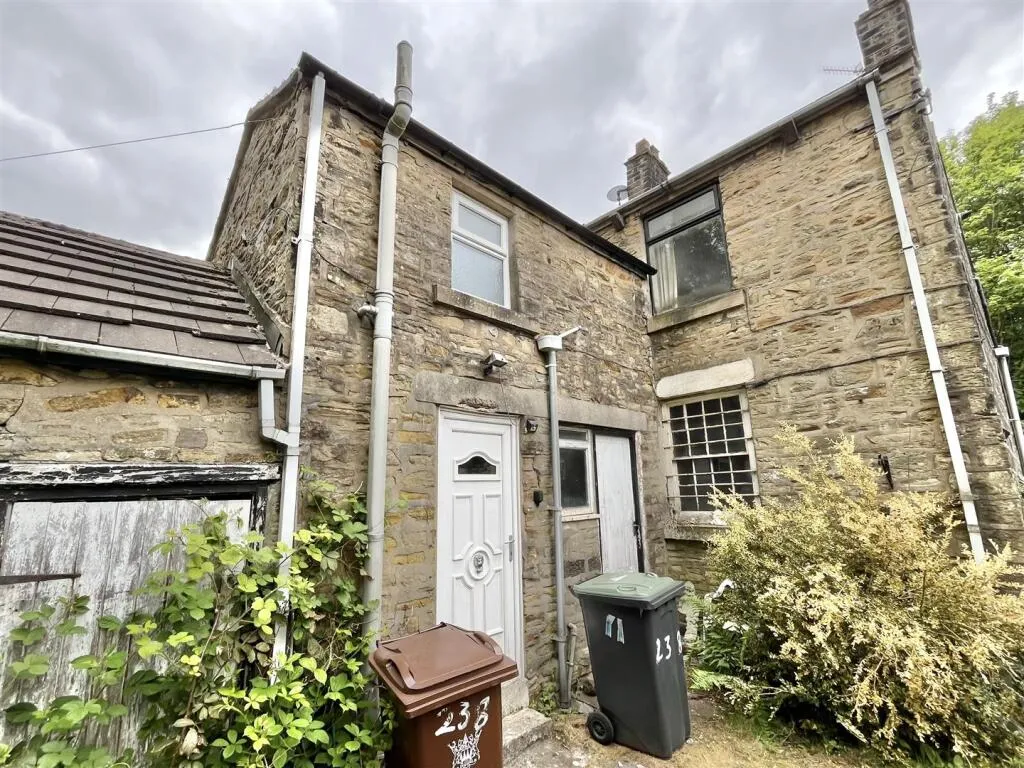 1 bed Commercial Property