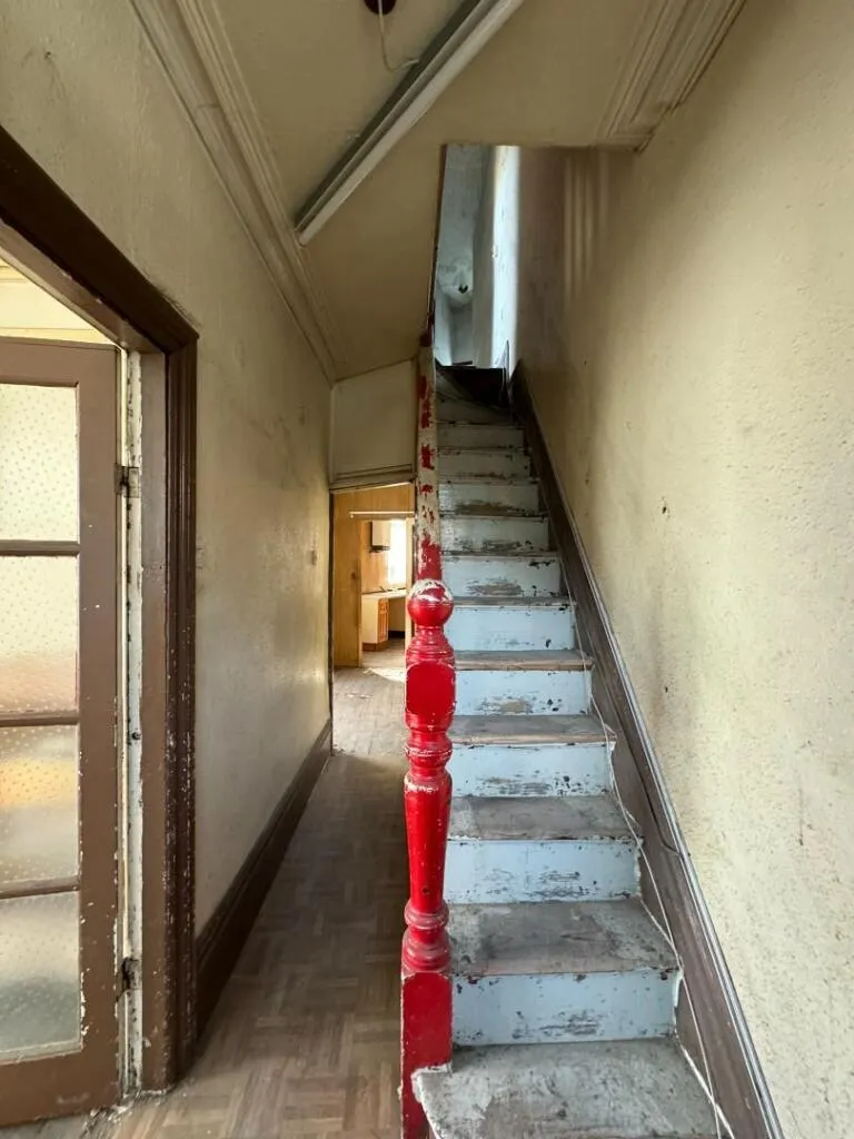 4 bed End of Terrace