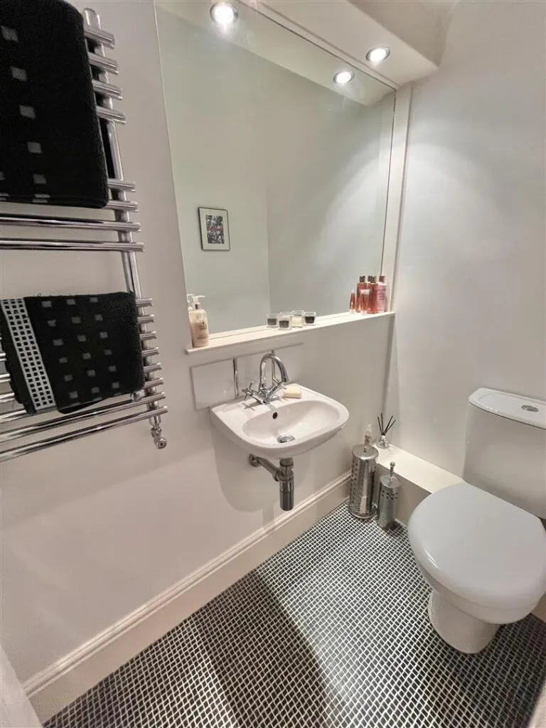 2 bed Apartment