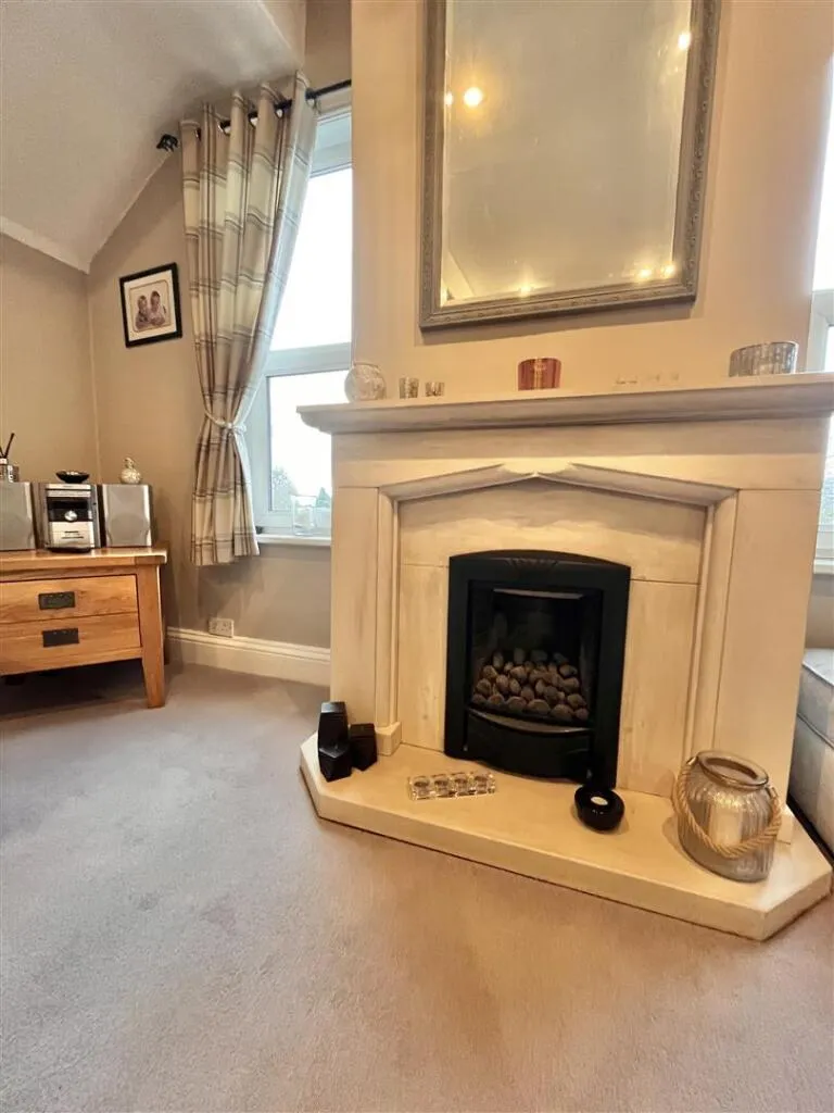 2 bed Apartment