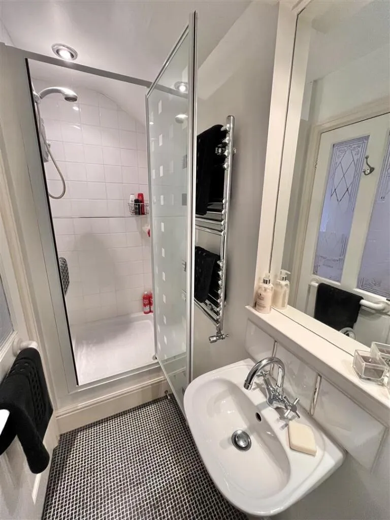 2 bed Apartment