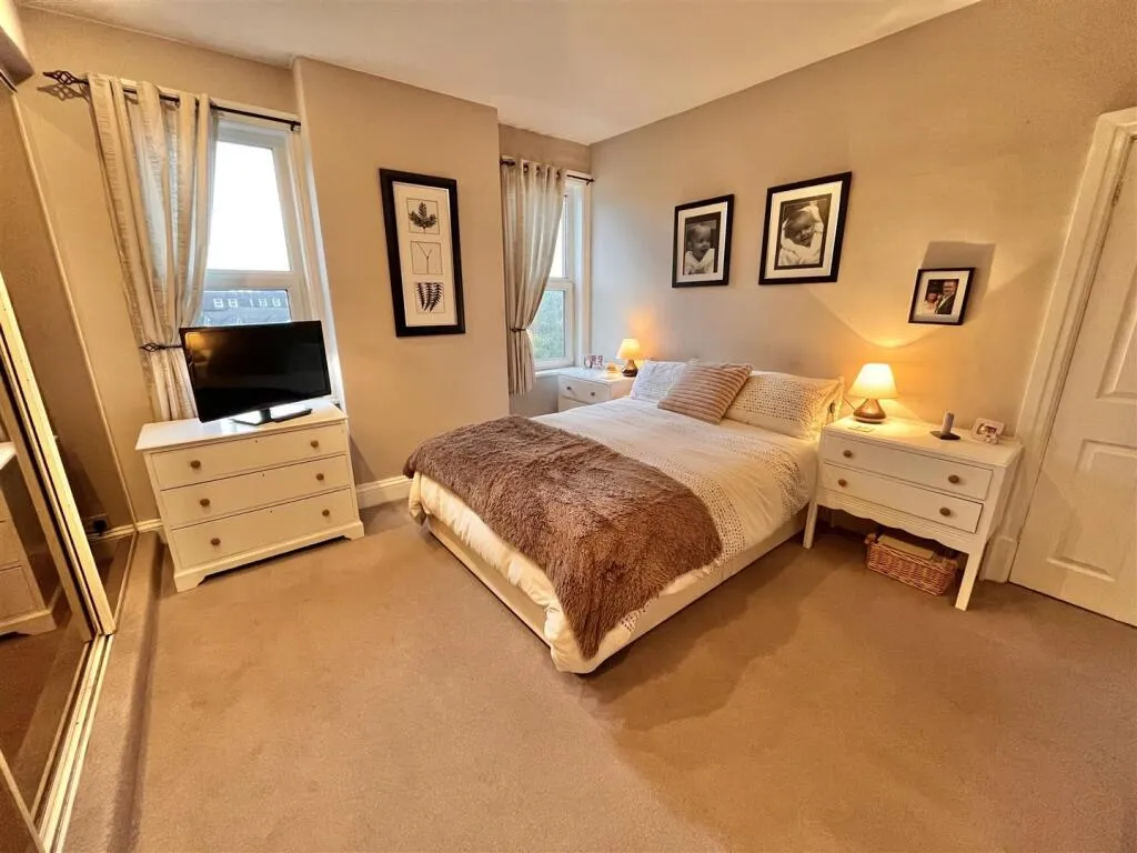 2 bed Apartment