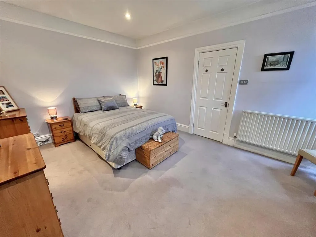 2 bed Apartment