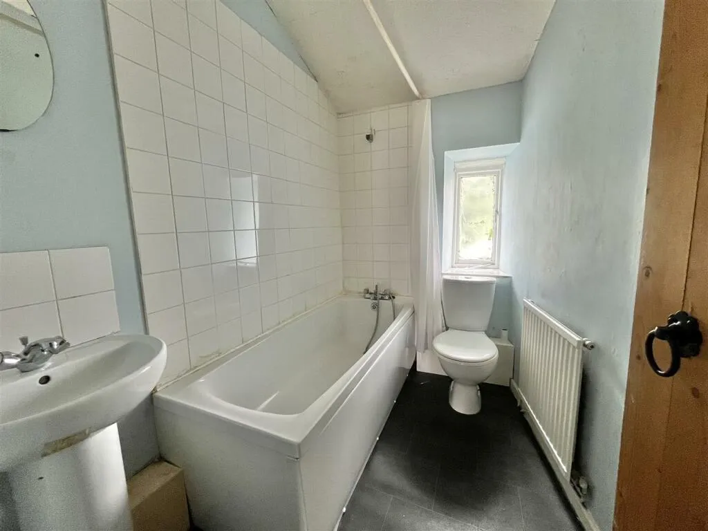 2 bed Terraced