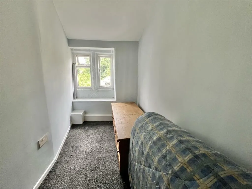 2 bed Terraced