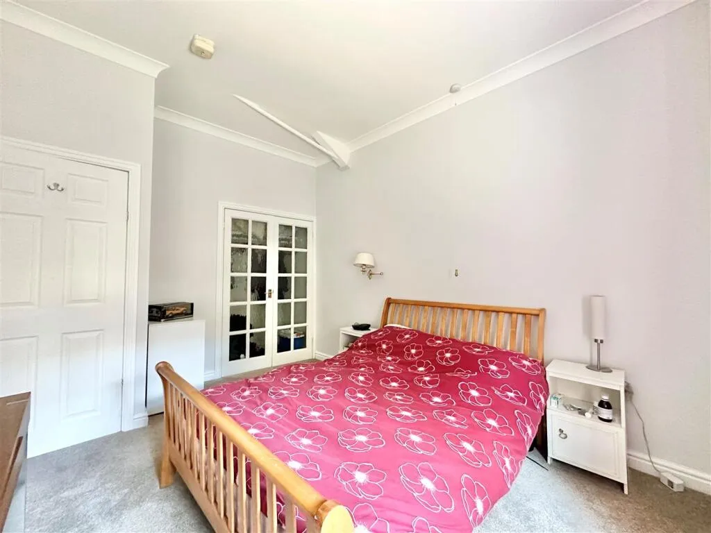 2 bed Detached Bungalow