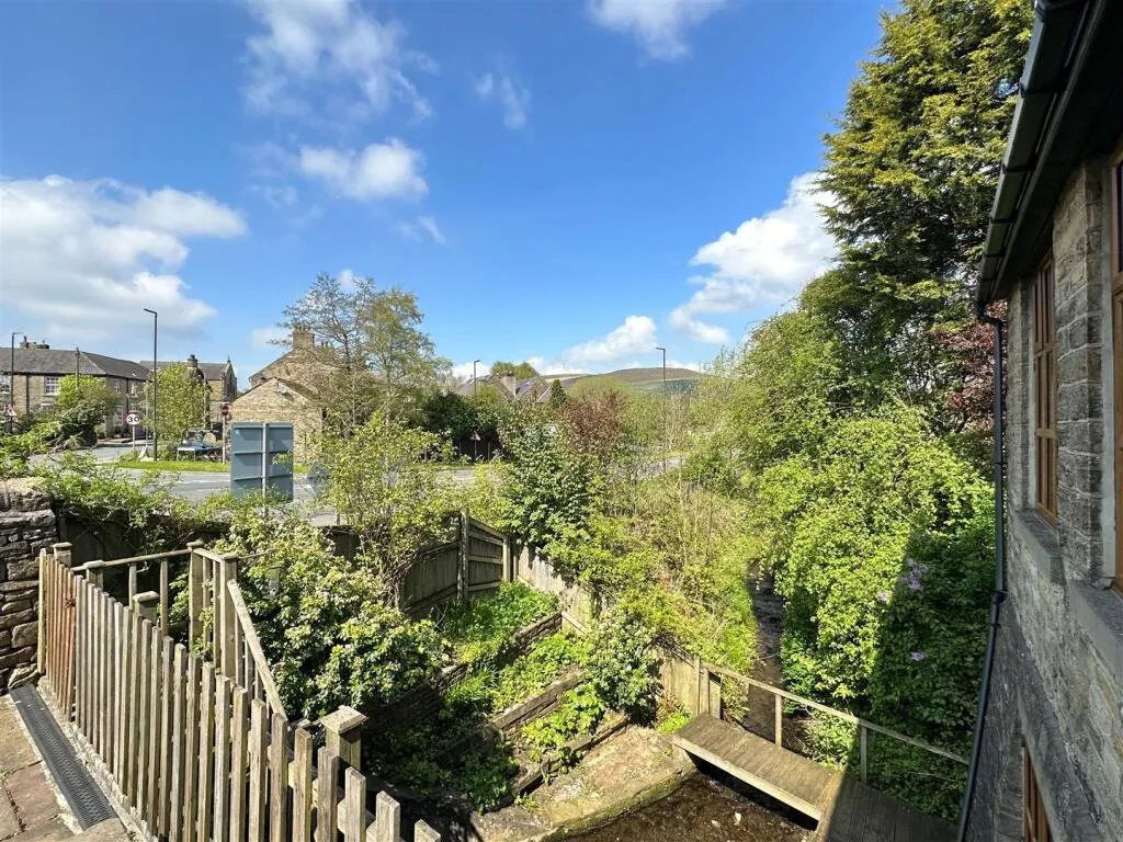 2 bed Detached Bungalow