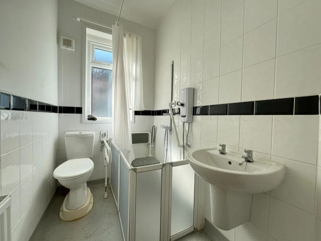 3 bed Terraced