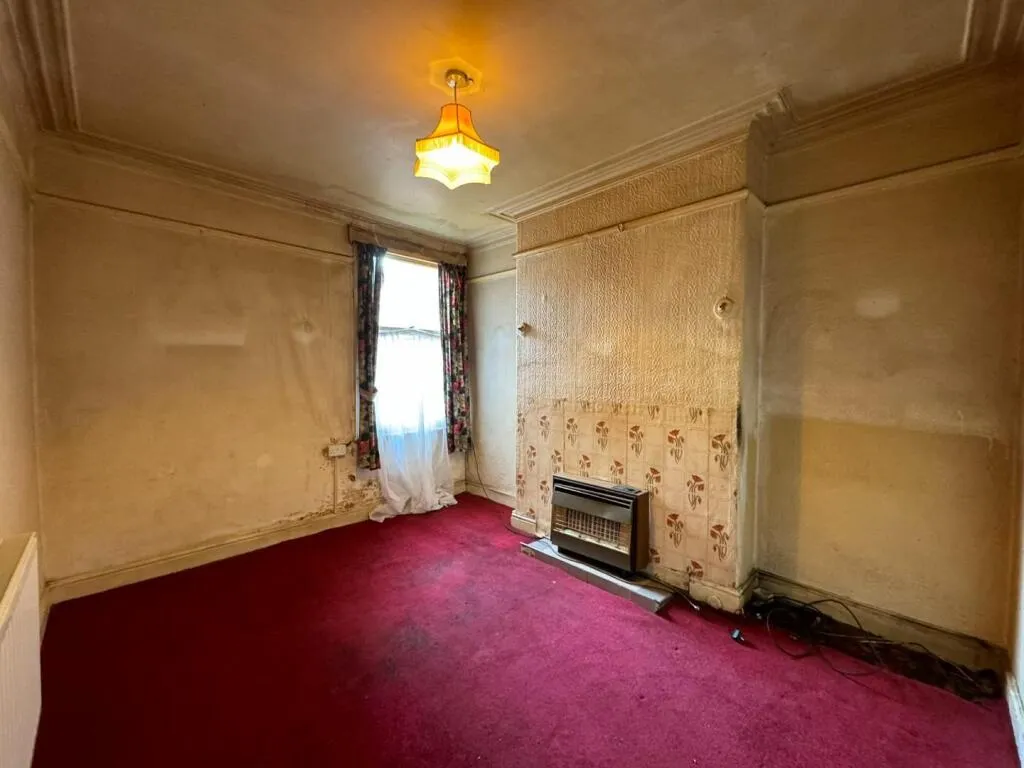 3 bed Terraced