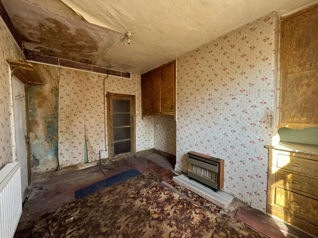 3 bed Terraced
