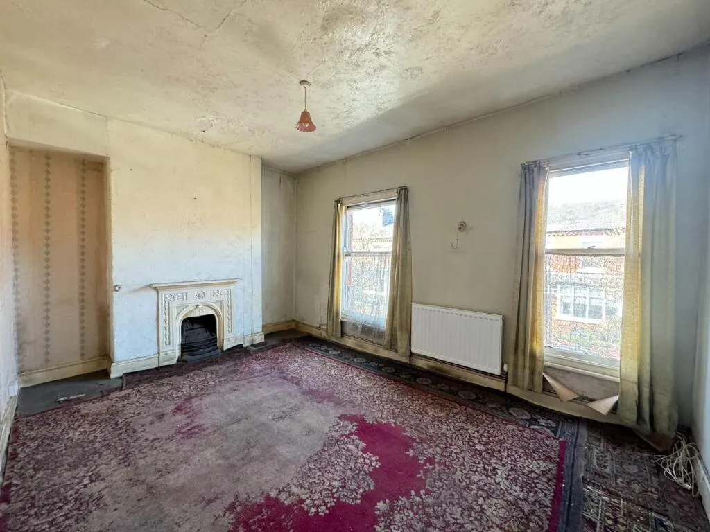 3 bed Terraced