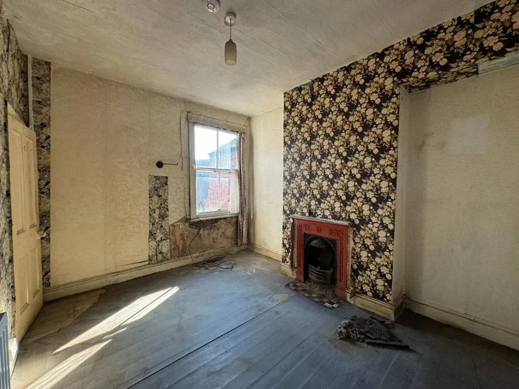 3 bed Terraced