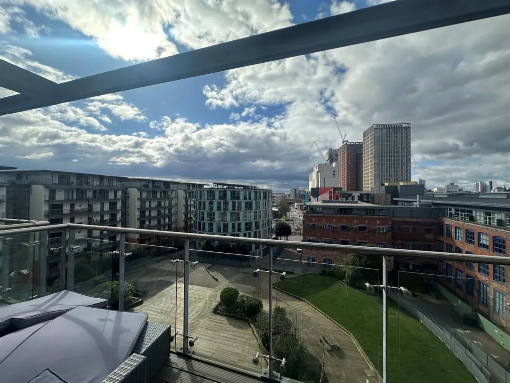 2 bed Apartment