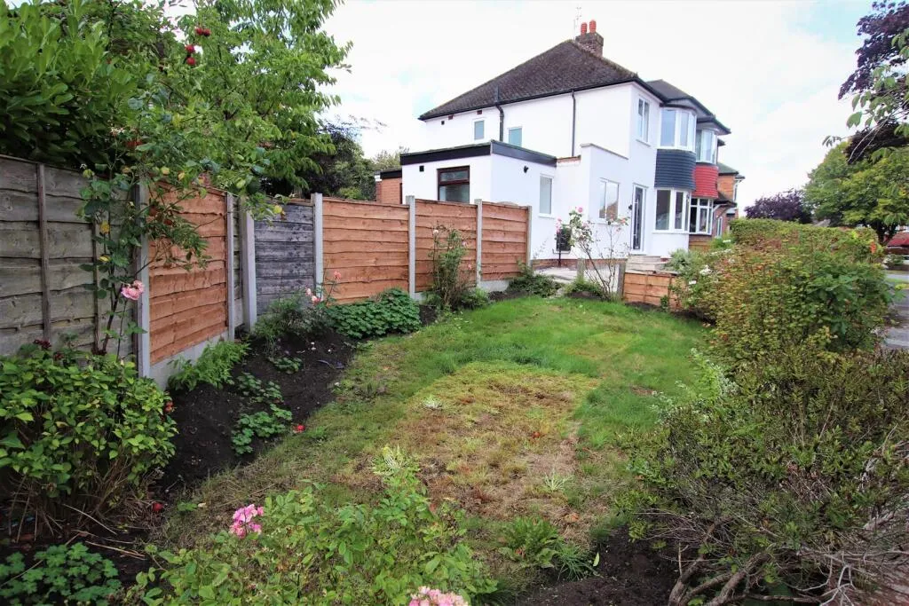 3 bed Semi-Detached