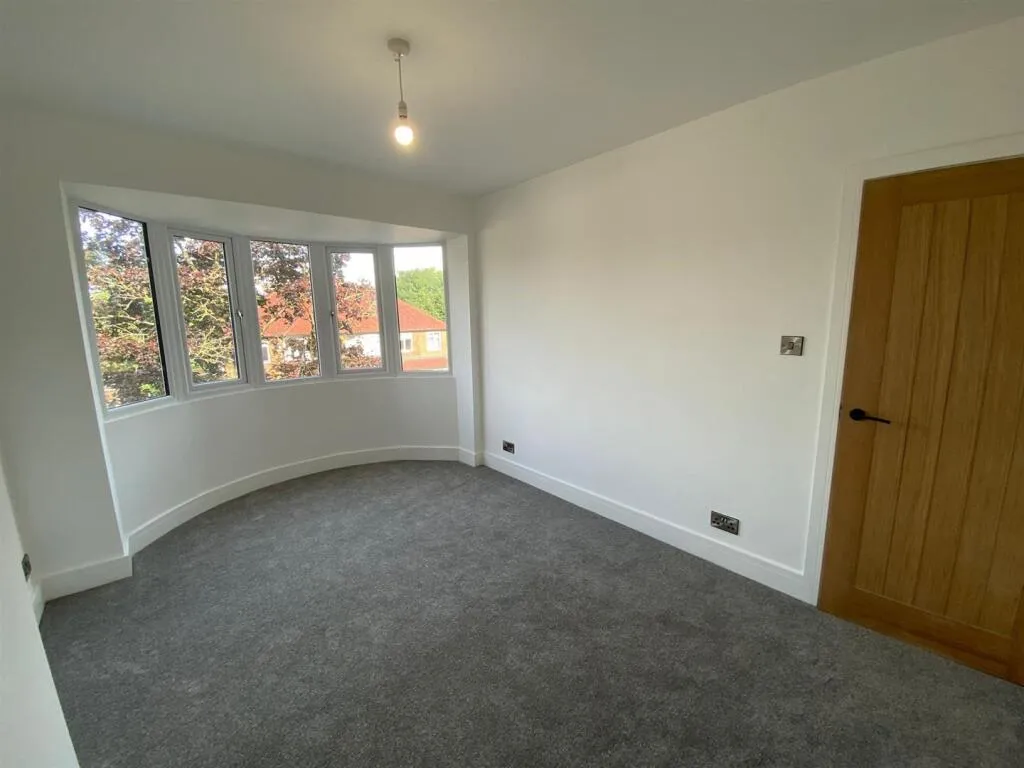 3 bed Semi-Detached