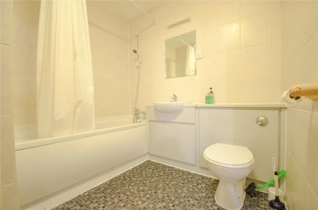 2 bed Apartment