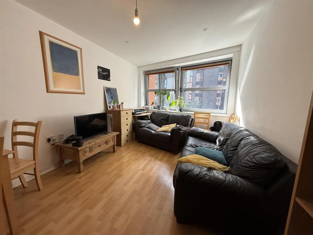 2 bed Apartment