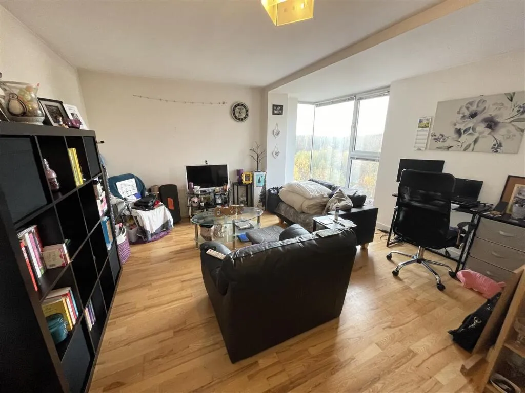 1 bed Apartment