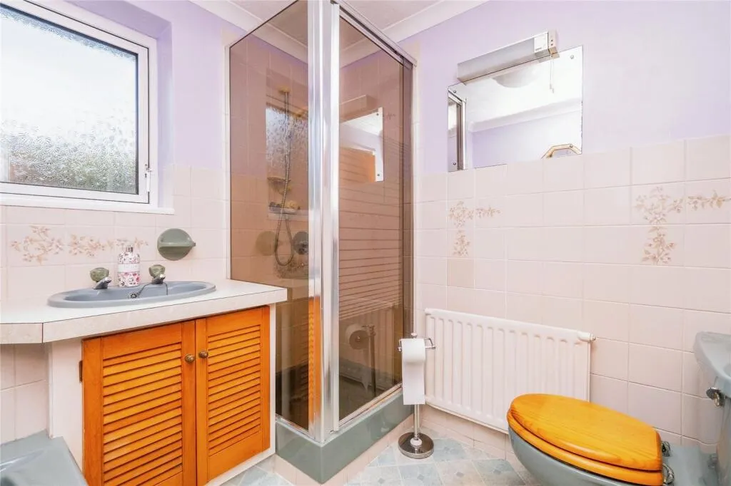 3 bed Detached Bungalow