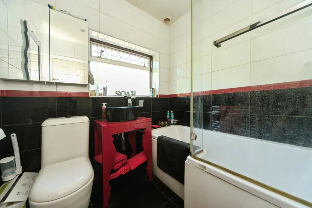 3 bed Semi-Detached