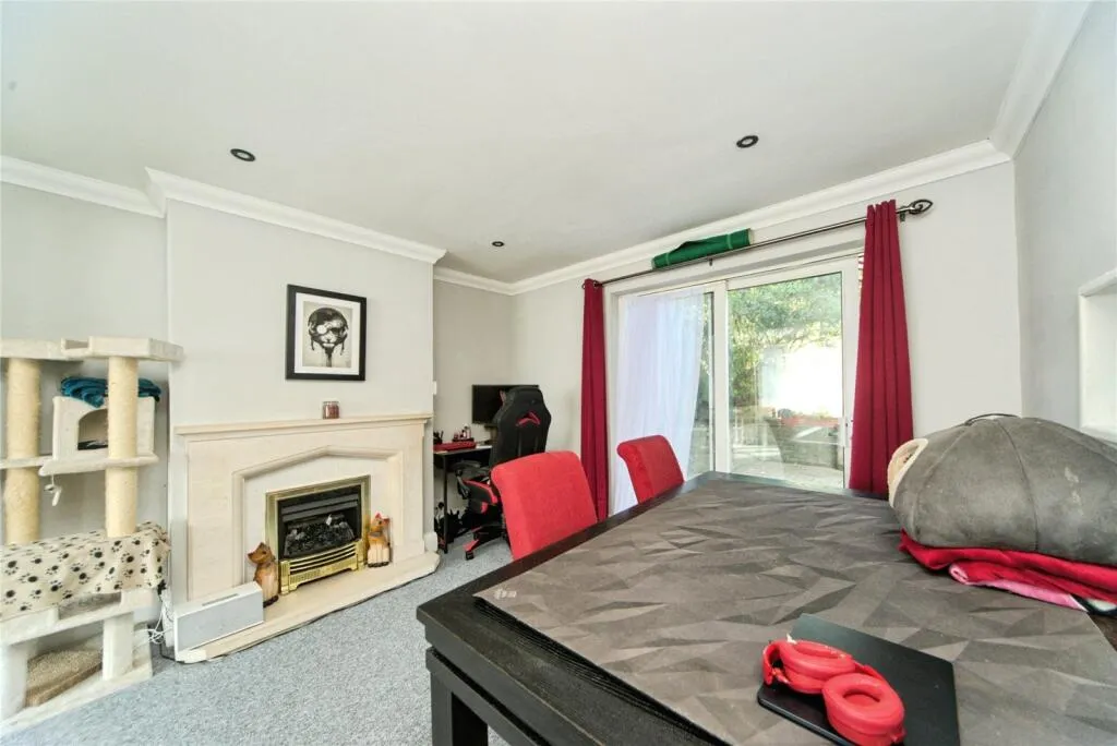 3 bed Semi-Detached