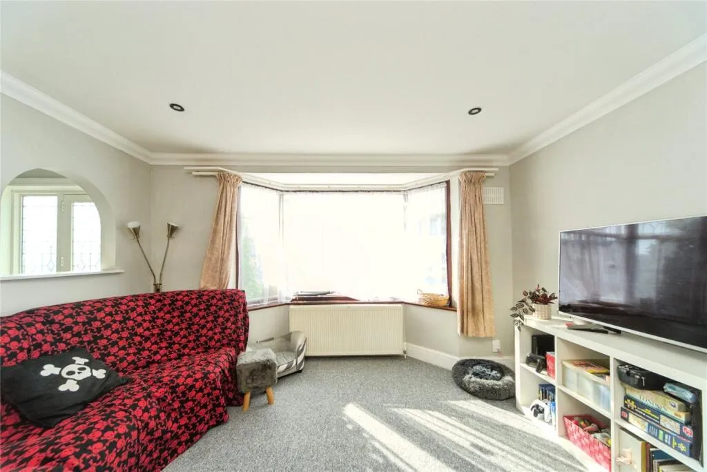 3 bed Semi-Detached