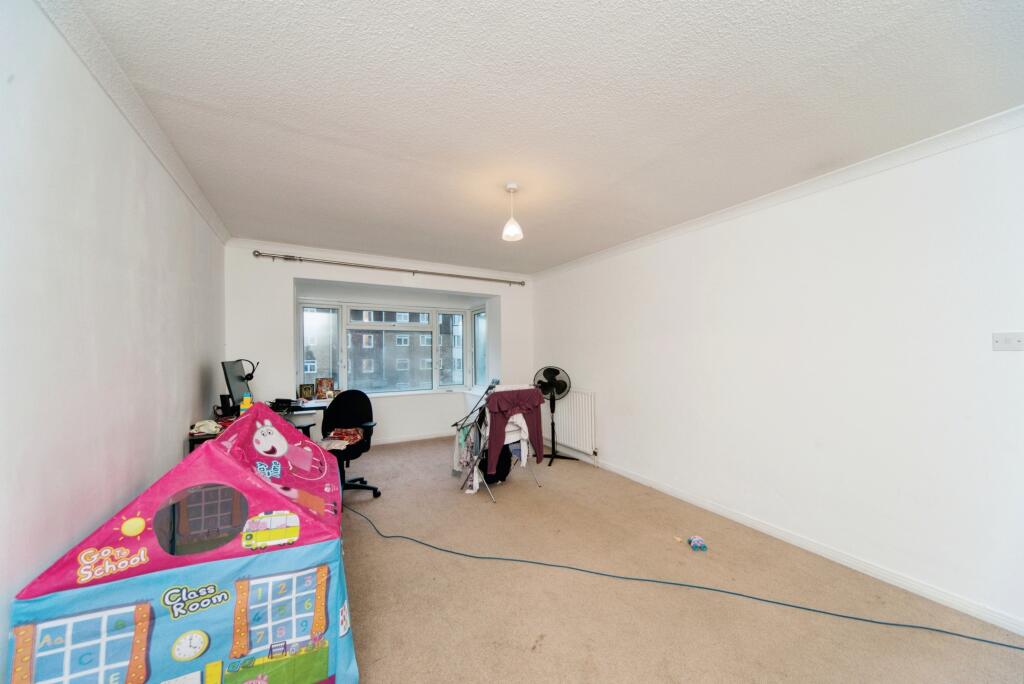 2 bed Apartment