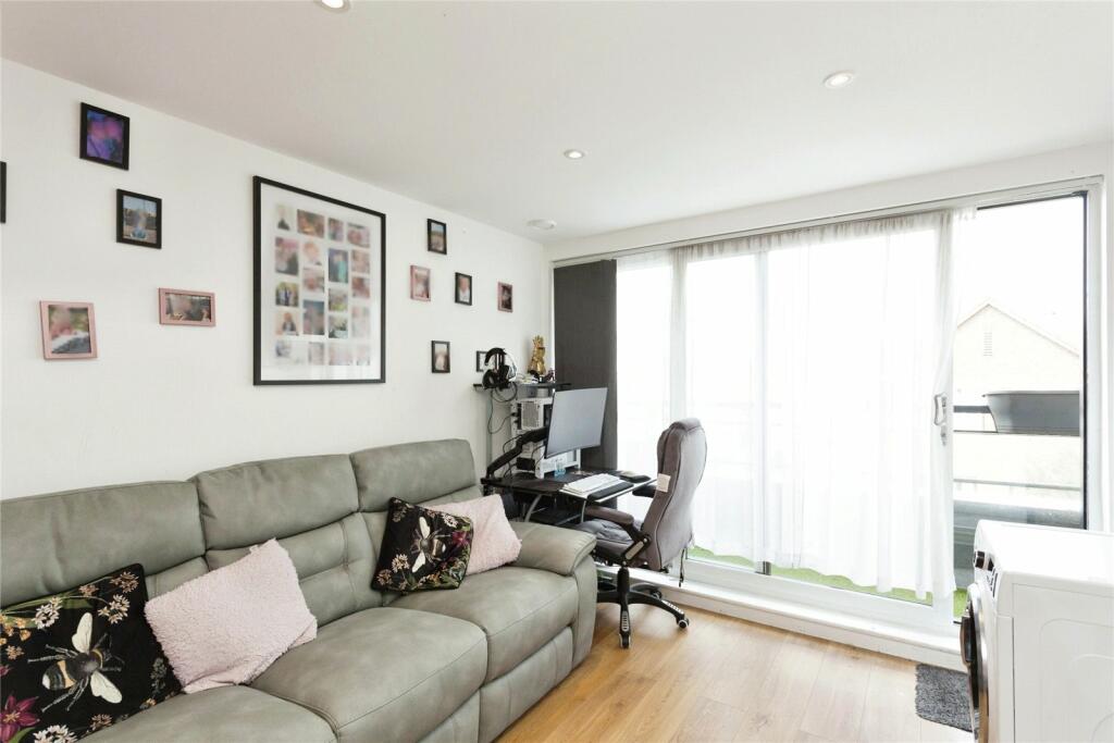2 bed Apartment