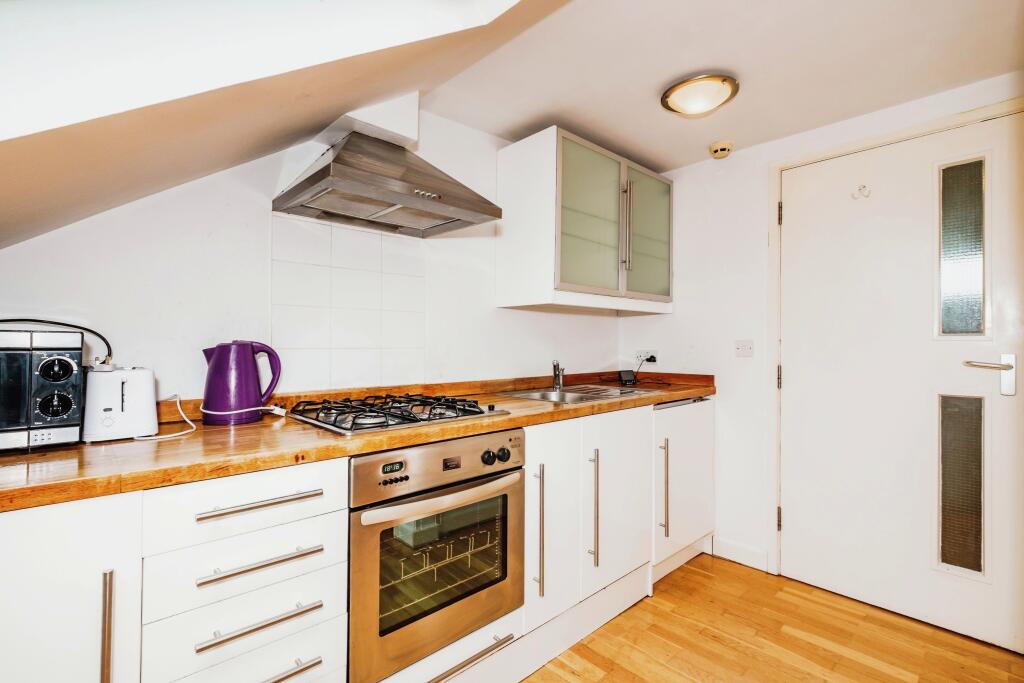1 bed Apartment