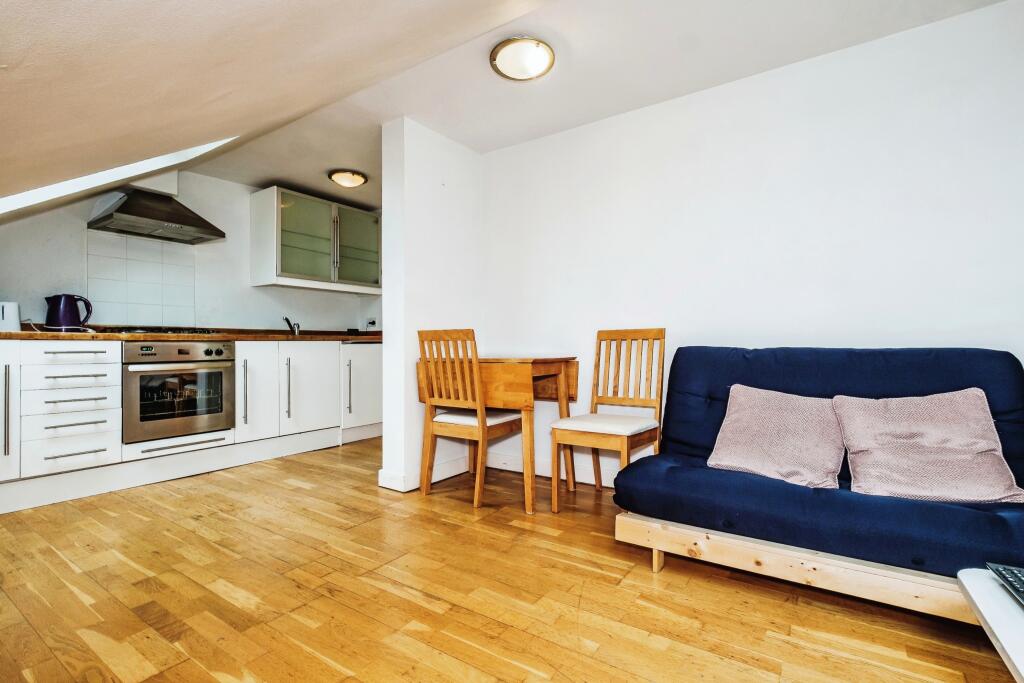 1 bed Apartment