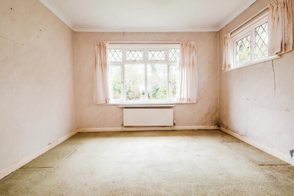 2 bed Detached Bungalow