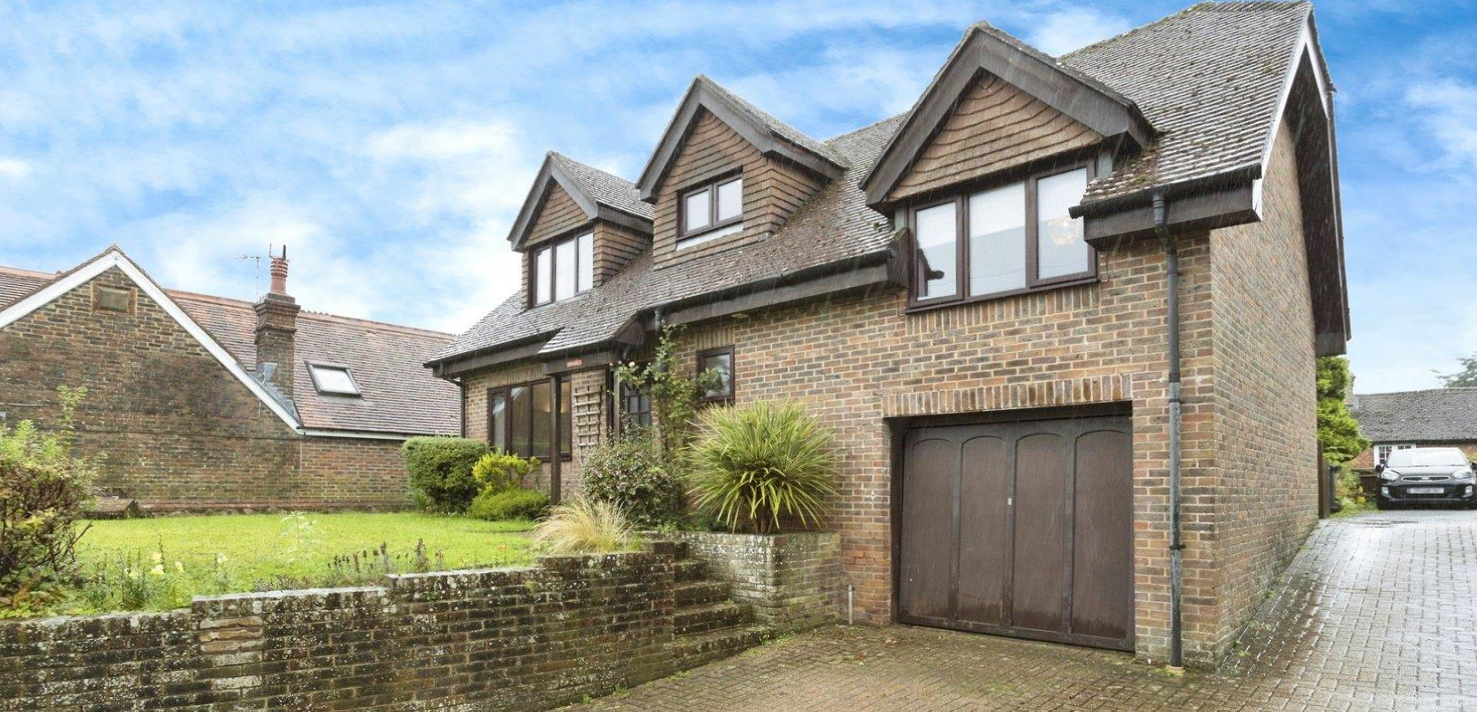 3 bed Detached Bungalow
