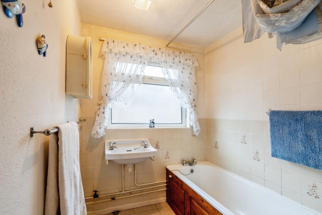 2 bed Bungalow