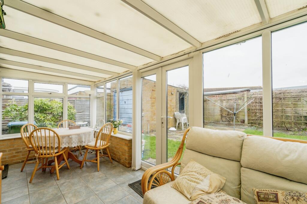 2 bed Bungalow