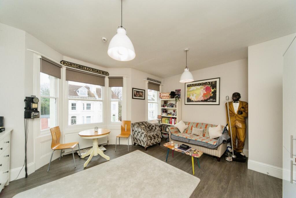 3 bed Maisonette