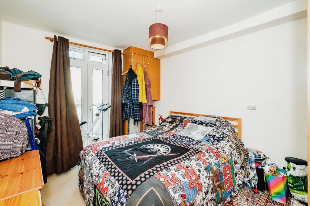 1 bed Apartment