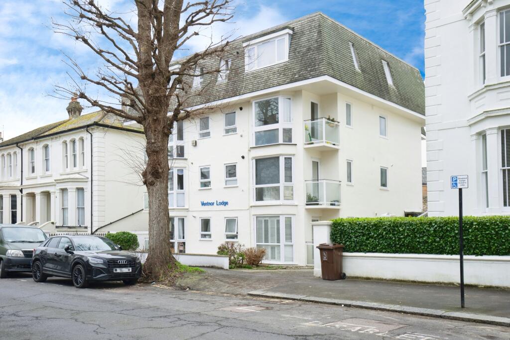 2 bed Apartment